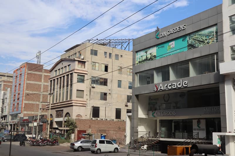 Ideal 4500sqft Floor Available For Rent For Restaurant, Cooperate Office at Kohinoor City Jarranwala Road Faisalabad 9