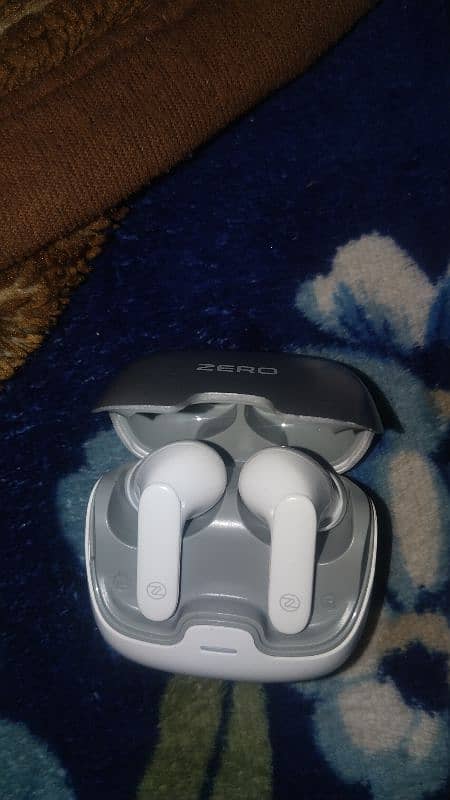 zero life style ear buds 1