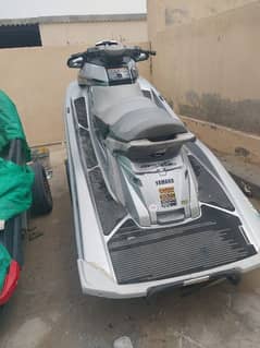 yamaha jetski boat