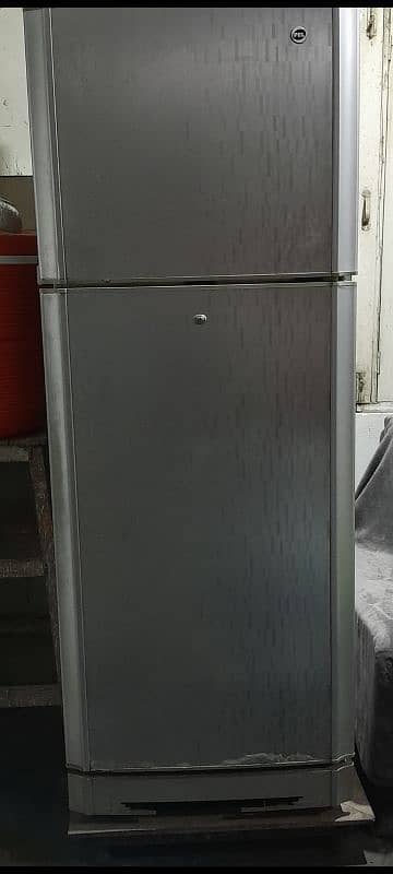 Pel full size refrigerator 0