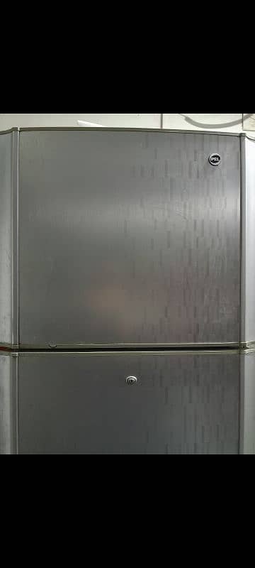 Pel full size refrigerator 1