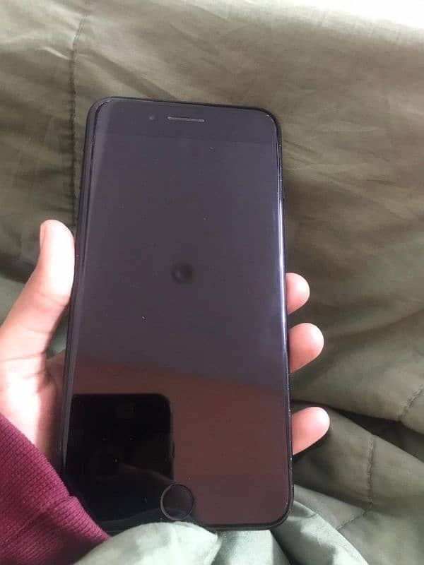 7plus black colour 5