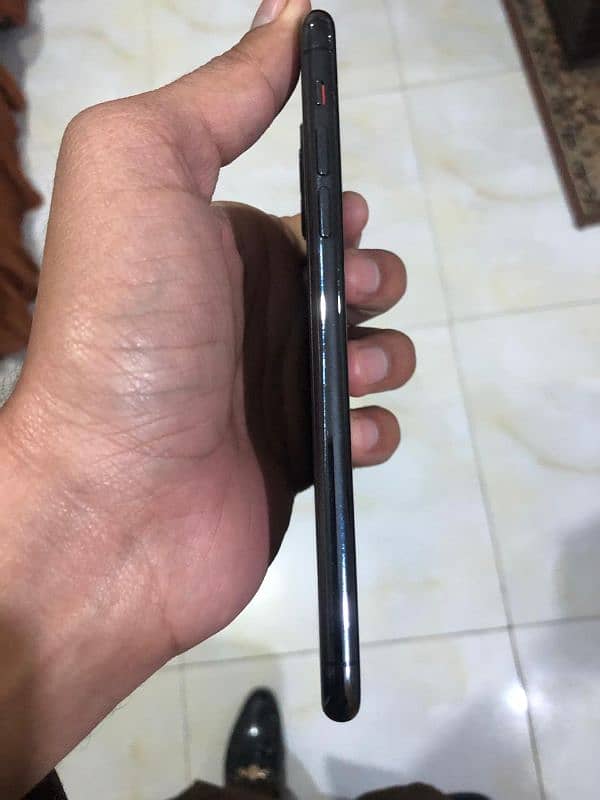 iPhone 11 pro max JV for sale 97 health battery 2