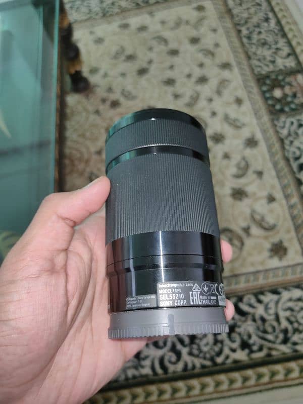 Sony 55-210mm E-mount lens 3