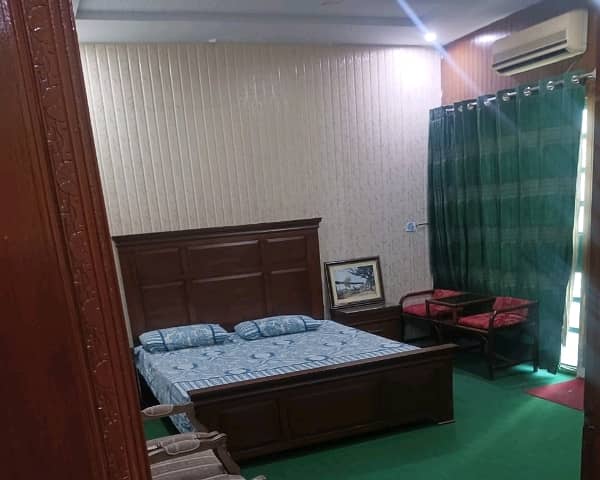 Prime Location 1 Kanal House In Stunning Model Town Is Available For rent 4