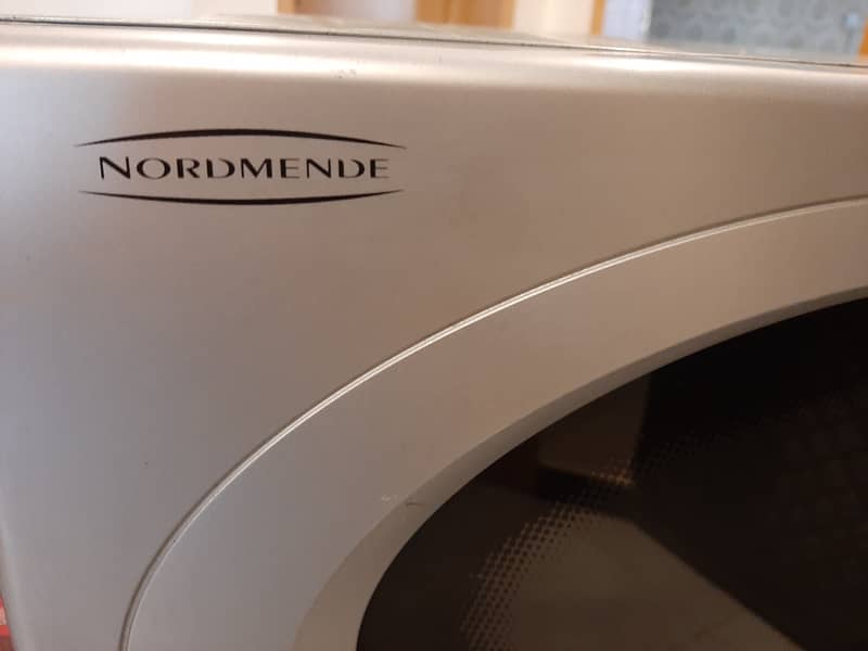 Microwave "Nordmende" 2