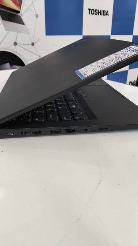 Lenovo ThinkPad T490 2