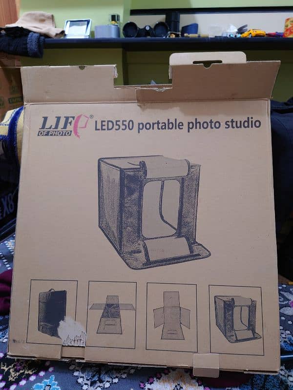 Light Box portable photo studio 11