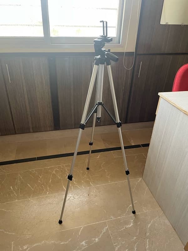 Mobile Tripod 2