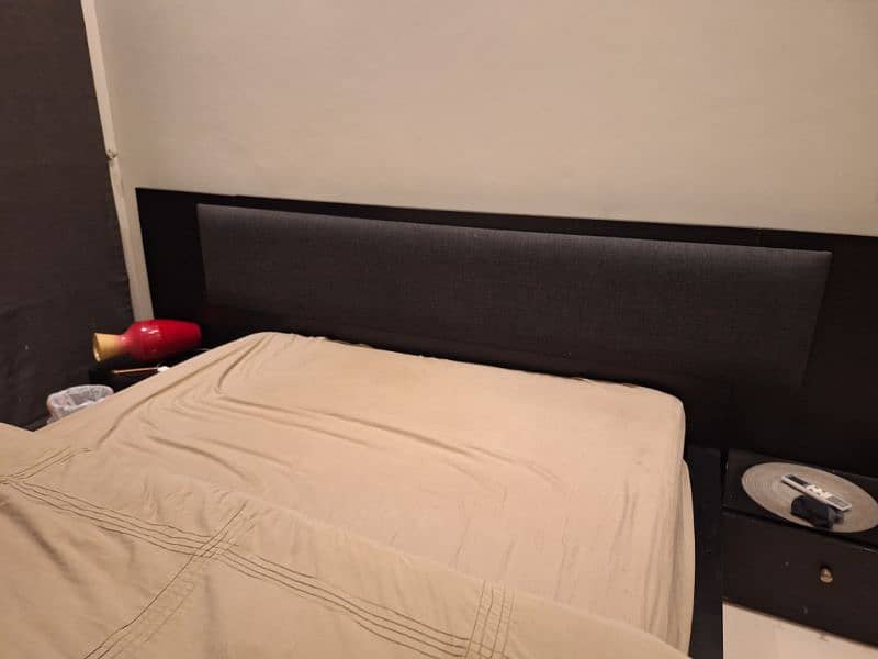 Double bed with mattress for urgent sale with two bed side tables 10