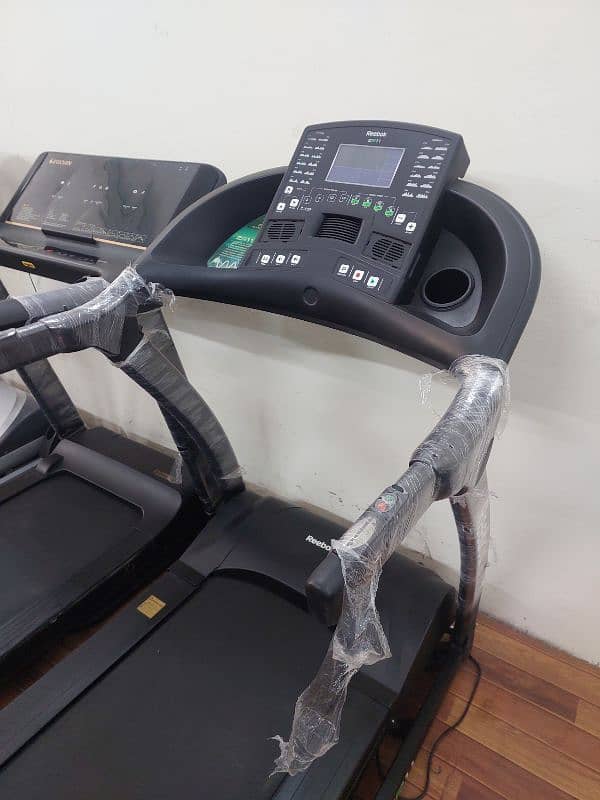 Treadmills / Running Machine / Elleptical  / Spinning bike / Gym cycle 2