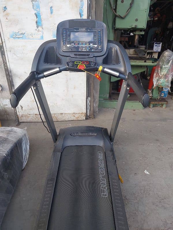 Treadmills / Running Machine / Elleptical  / Spinning bike / Gym cycle 9