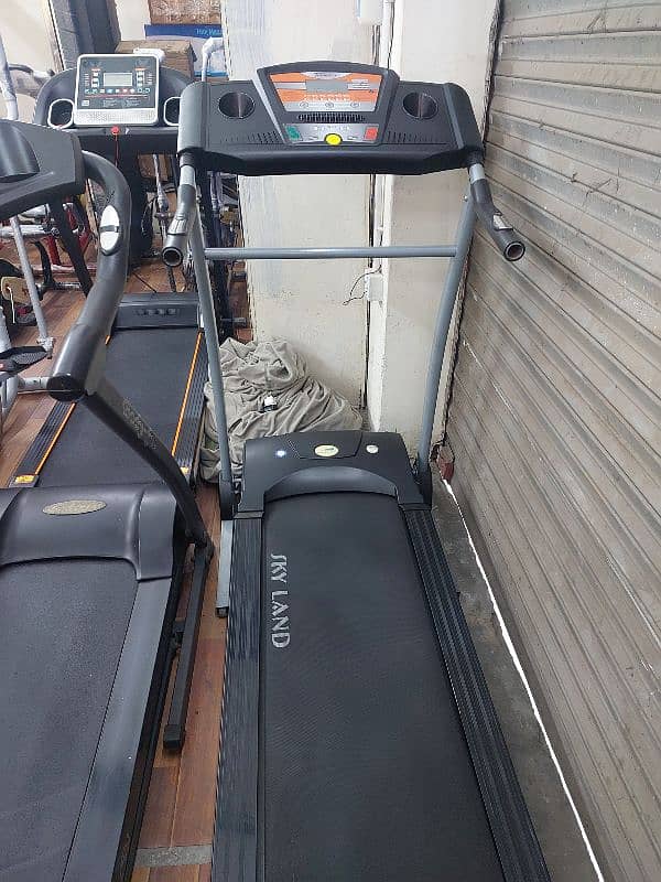 Treadmills / Running Machine / Elleptical  / Spinning bike / Gym cycle 12