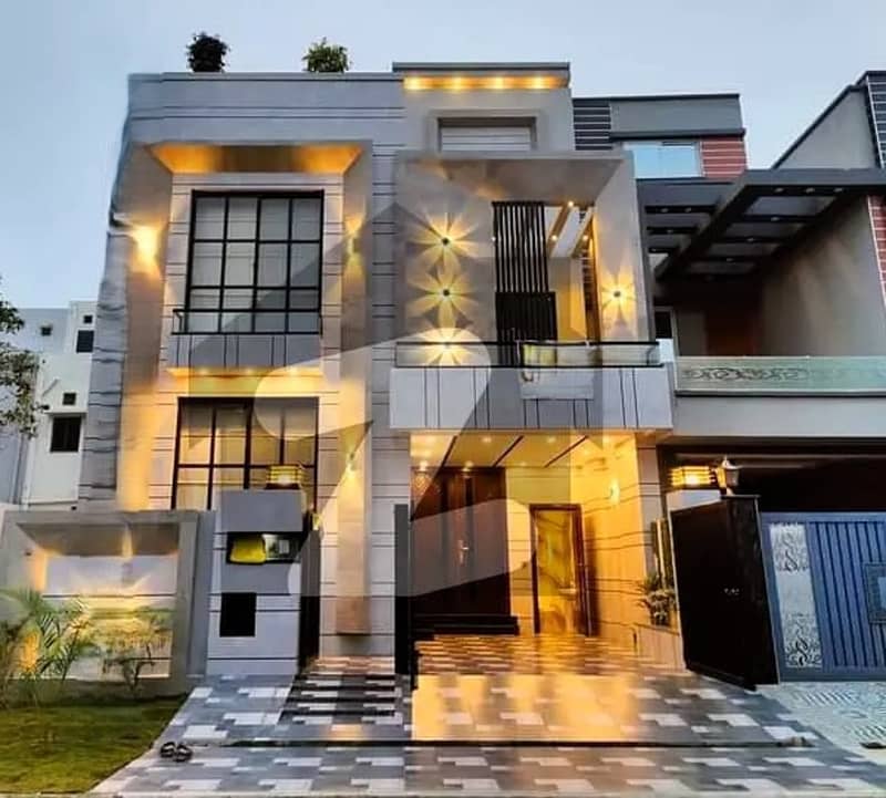 5 Marla Luxurious Bungalow For Rent In DHA Phase 9 Town Lahore 0