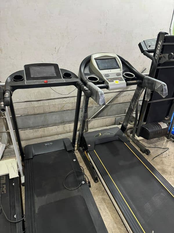 Treadmills / Running Machine / Elleptical  / Spinning bike / Gym cycle 6