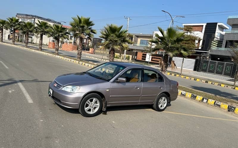 Honda Civic Automatic 2004 OriginlCnditnBtrtn City,Corolla,Cultus,Alto 7