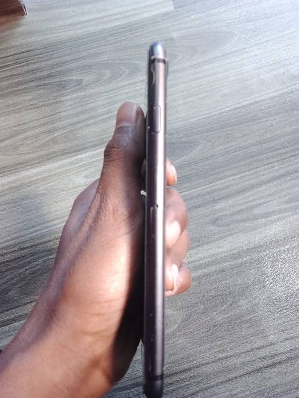 i phone 8 non pta sim locked 1