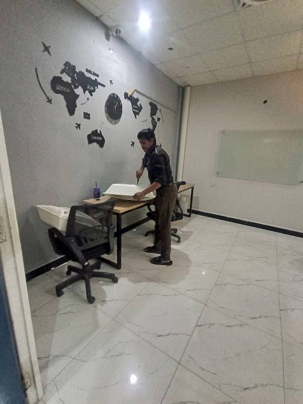 Office In Johar Town Sized 350 Square Feet Is Available 5000 To 1 Lakh Options Available 12