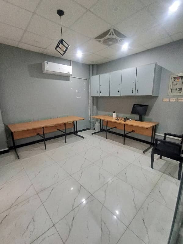 Office In Johar Town Sized 350 Square Feet Is Available 5000 To 1 Lakh Options Available 13