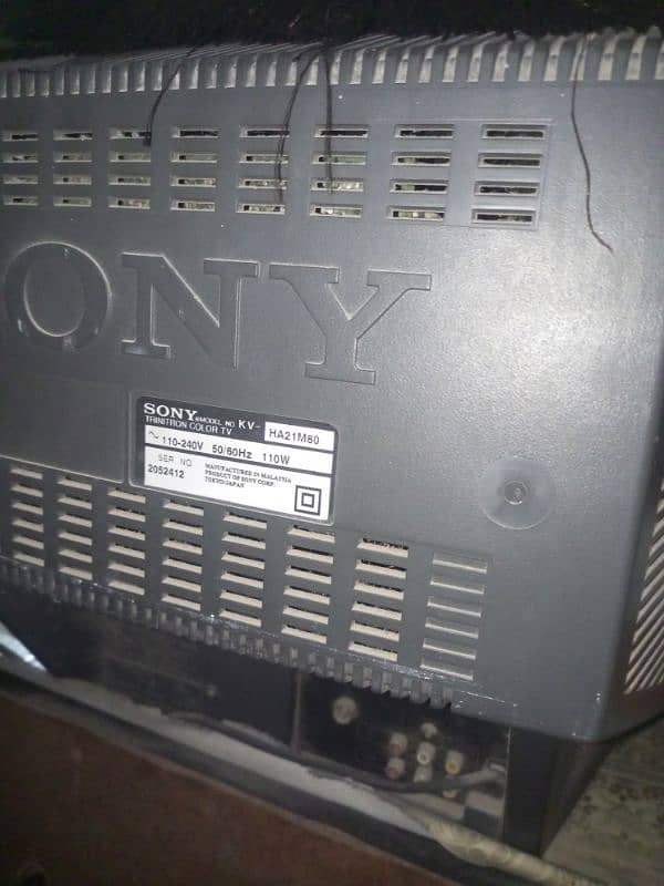 OLD Tv for sale 2