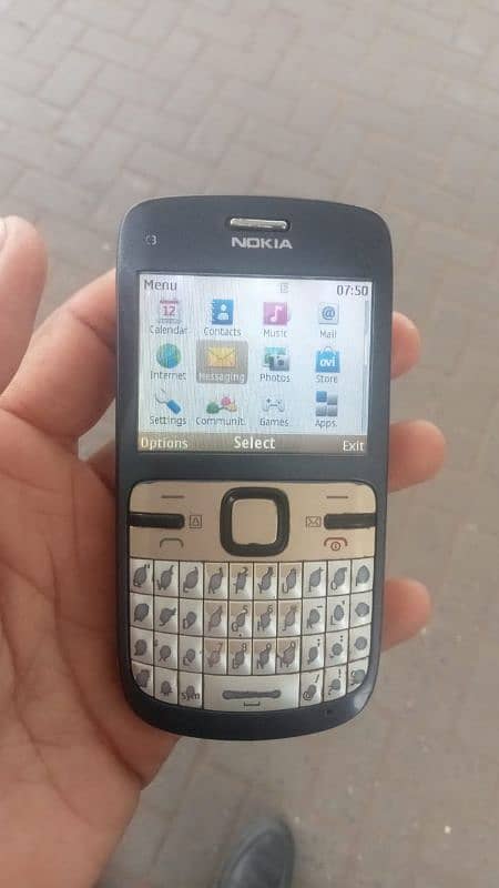 Nokia C3 0