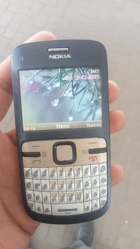 Nokia C3 2