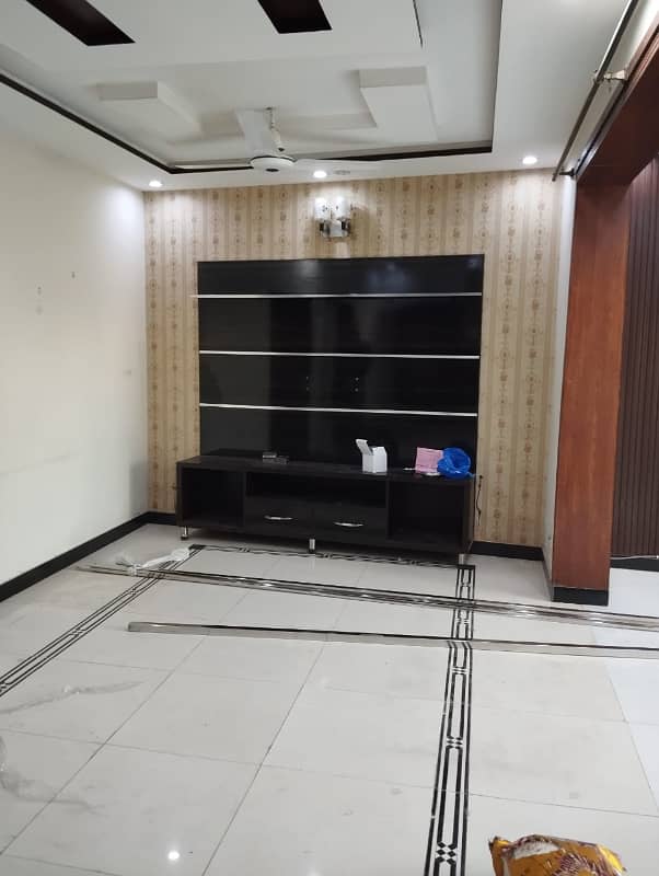 5 Marla Like New House For Rent In BB Block Bahria Town Lahore 0