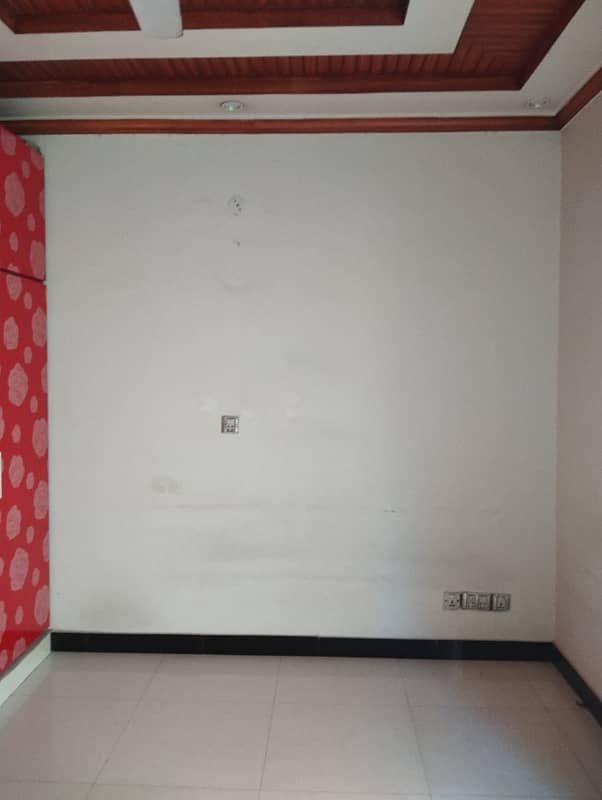 5 Marla Like New House For Rent In BB Block Bahria Town Lahore 1