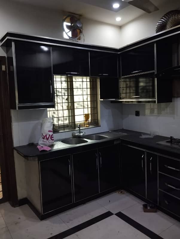 5 Marla Like New House For Rent In BB Block Bahria Town Lahore 9