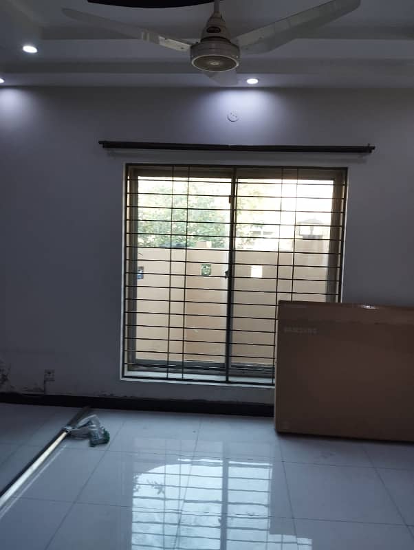 5 Marla Like New House For Rent In BB Block Bahria Town Lahore 14