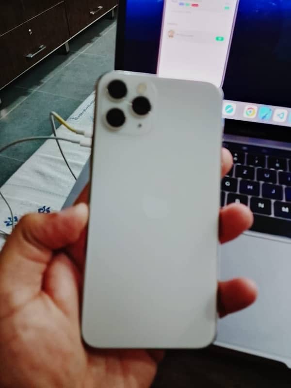 Iphone 11 pro pta approved 2