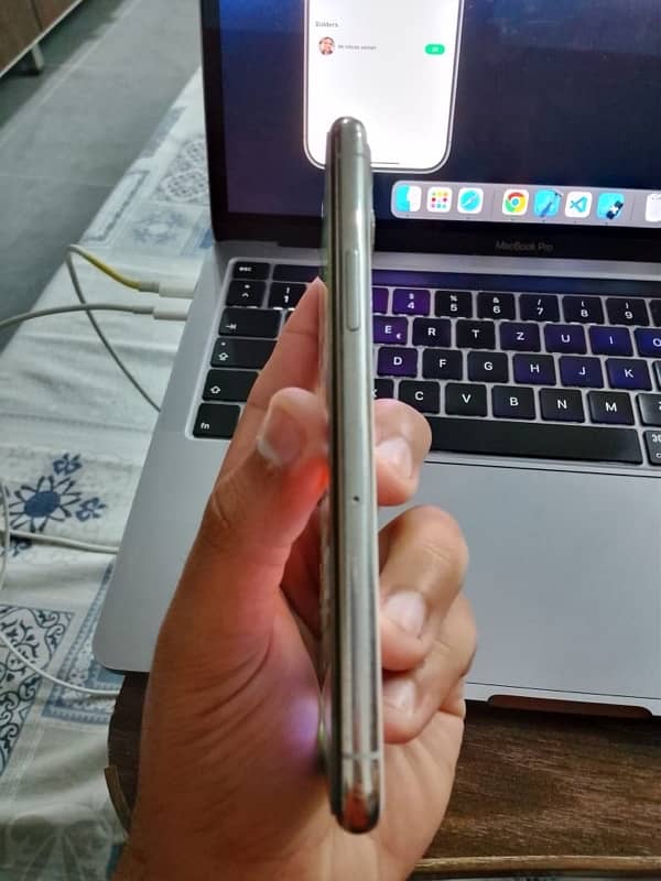 Iphone 11 pro pta approved 3