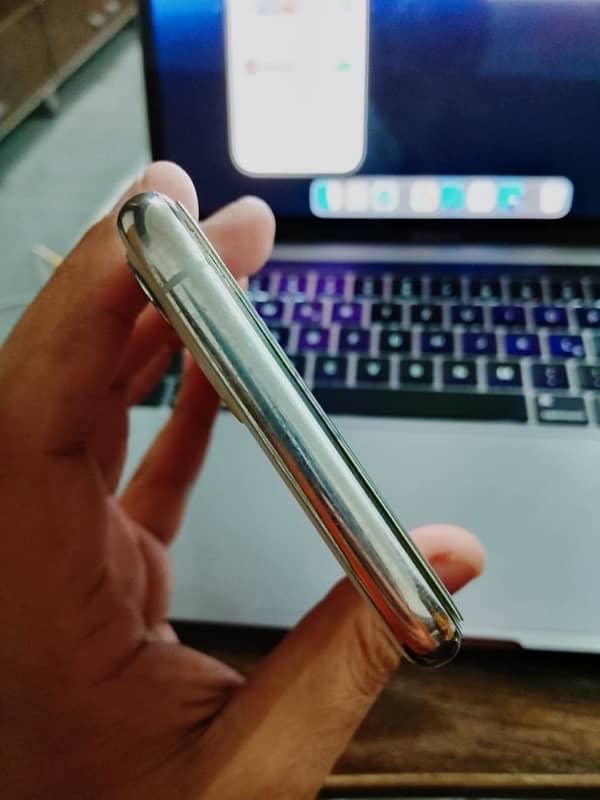 Iphone 11 pro pta approved 4