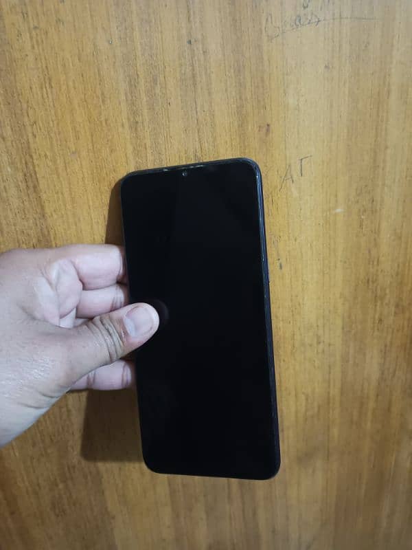 realme 5 all ok 4 gb 64 gb battery good 1