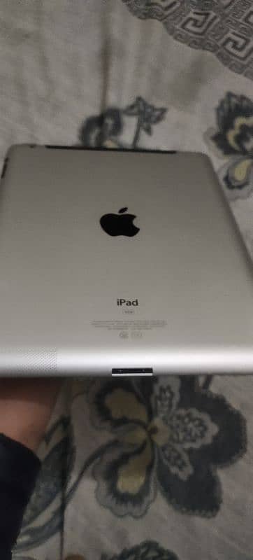 iPad 2 16GB all ok ha 03191869788. Whatsapp 4