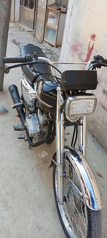 Honda 125 self start 7