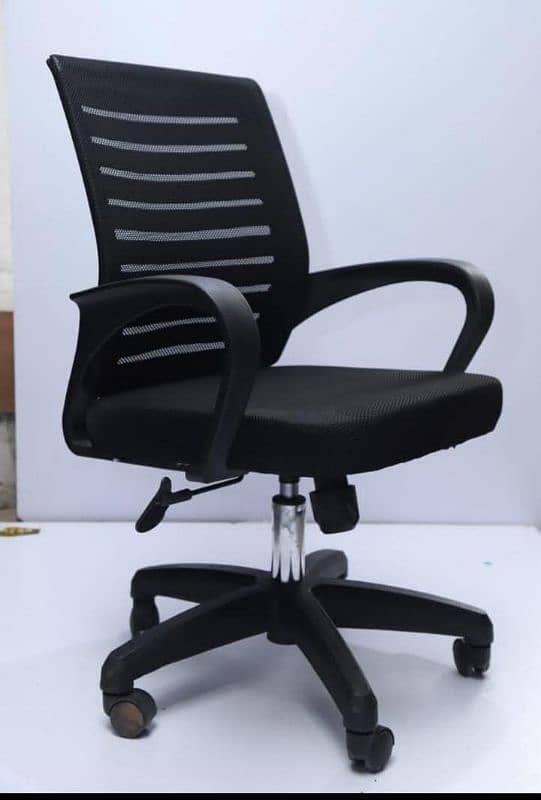 Chair / Executive chair / Office Chair / Chairs for sale in karachi 1