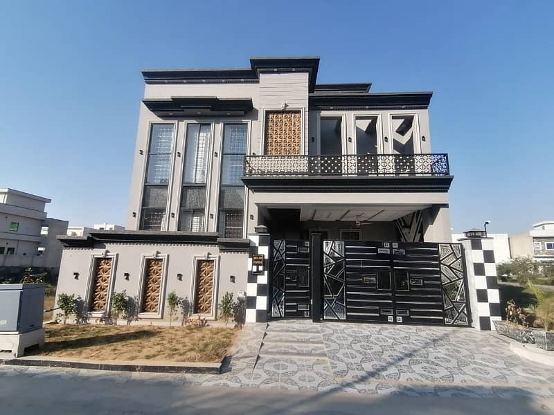 Get Your Dream Prime Location House In DC Colony - Bolan Block Gujranwala 29