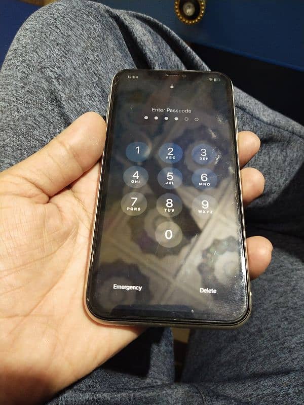 iphone 11 64gb factory unlock non pta 1