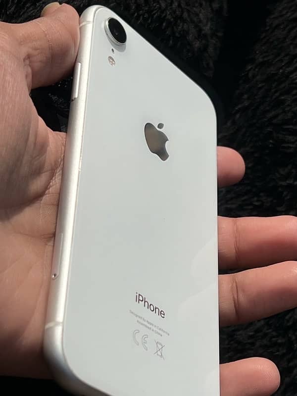 iphone xr 64 gb 1