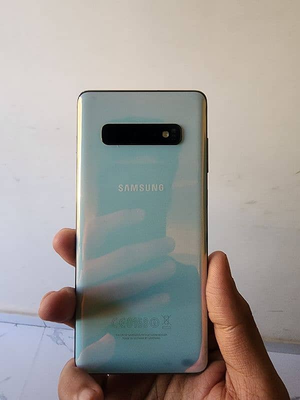 Samsung galaxy s10 plus good condition 0