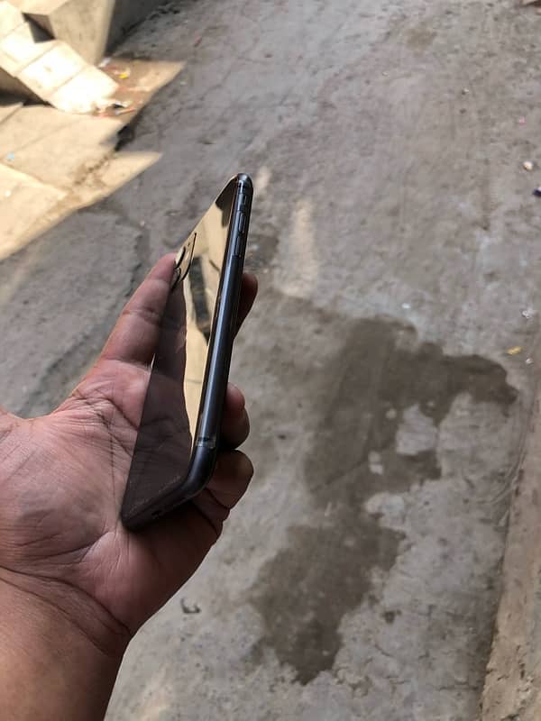 iphone 11Dual Physical pta approved 4