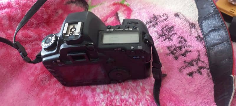 Urgently Sell Canon 5d Mark ii 3