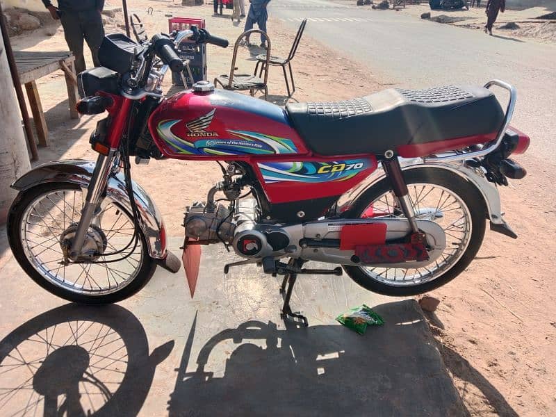 Honda CD 70 bike in new condition 0