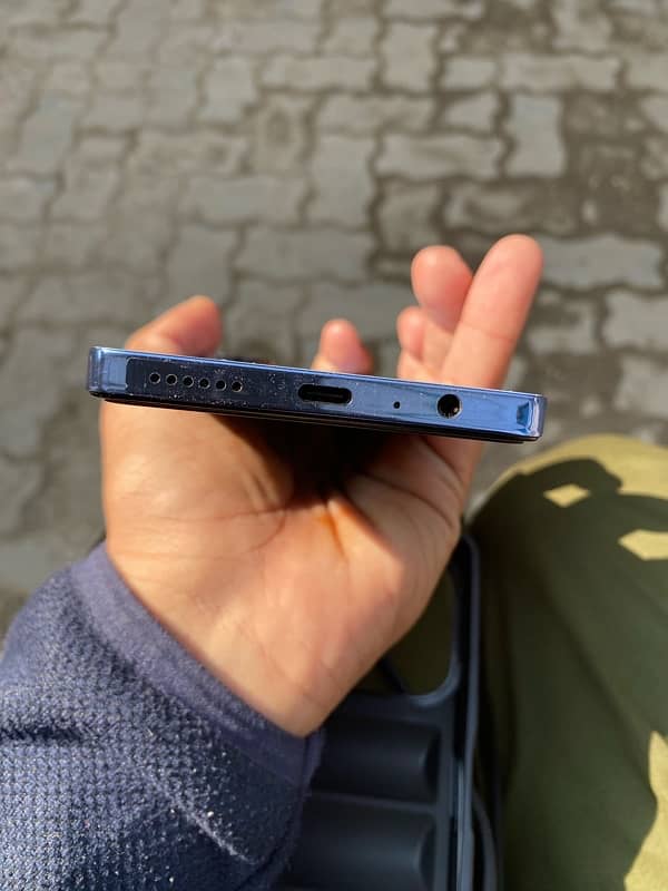 Camon 20pro lush condition 2