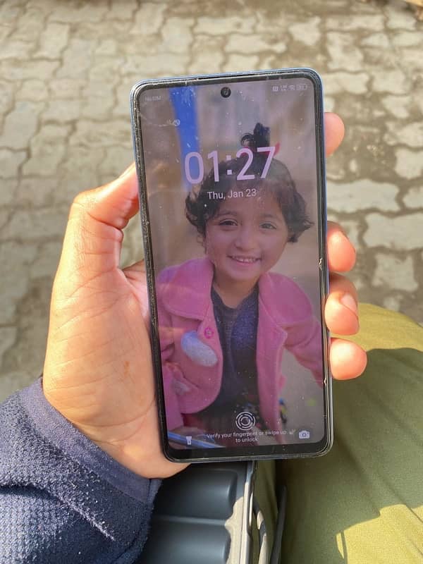 Camon 20pro lush condition 3