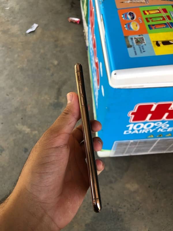 i phone xs max 256 gb 6