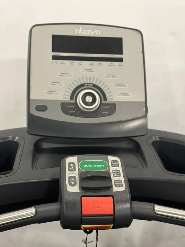 intenza treadmill USA 03201424262 10 year granty 0