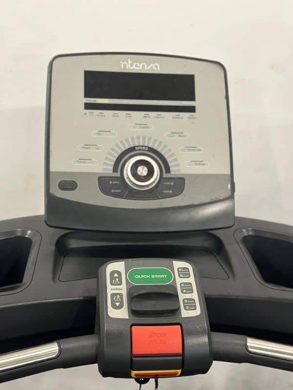 intenza treadmill USA 03201424262 10 year granty 3