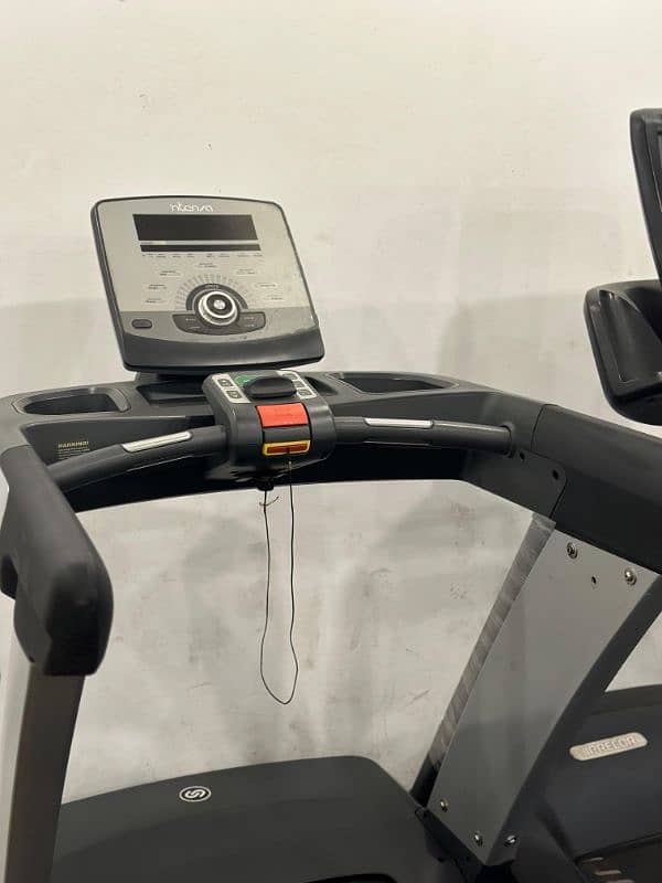 intenza treadmill USA 03201424262 10 year granty 5